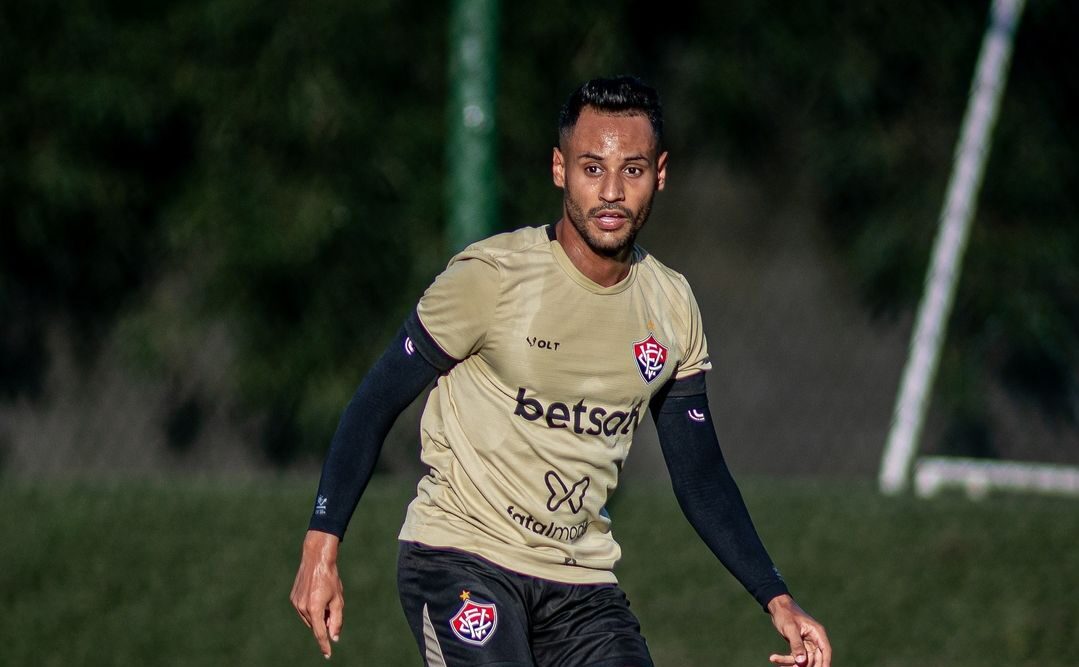 Goiás faz proposta para Mateus Gonçalves, mas atacante recusa