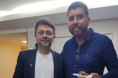 Pré-candidato da Rede em Aparecida vai à Câmara Municipal