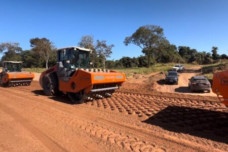 Fundeinfra: pavimentação da GO-219 é iniciada entre São Miguel do Passa Quatro e Orizona.