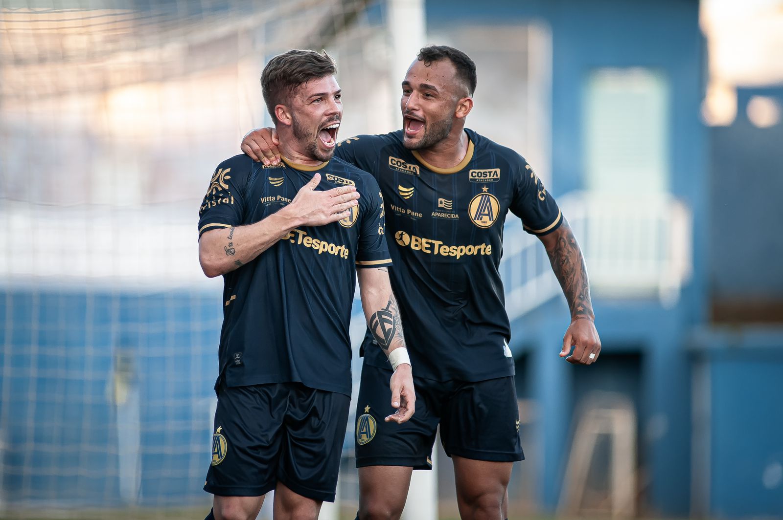 Aparecidense conta com gols de Igor Torres e Júlio César para voltar a vencer na Série C