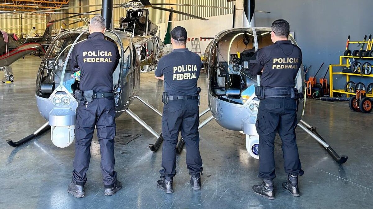 Helicópteros apreendidos pela PF (Foto: Divulgação)