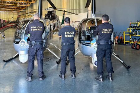 Helicópteros apreendidos pela PF (Foto: Divulgação)