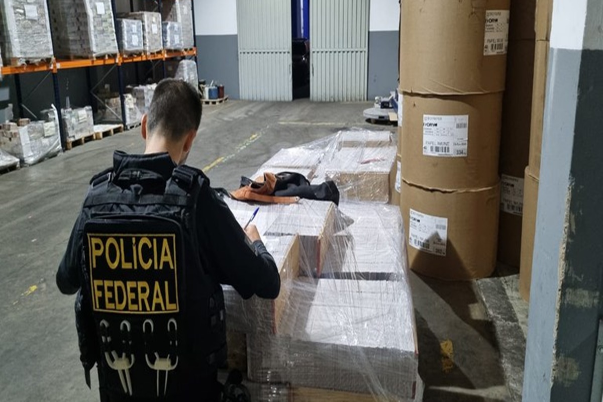 PF faz operação em Goiás, DF e SP contra suspeitos de desviar recursos de fundos partidários e eleitorais