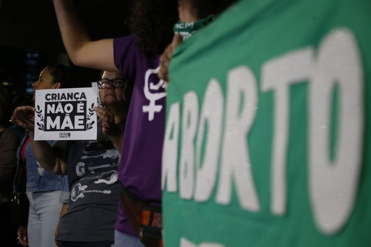 Grupos organizam manifestação contra o PL do Aborto em Goiânia