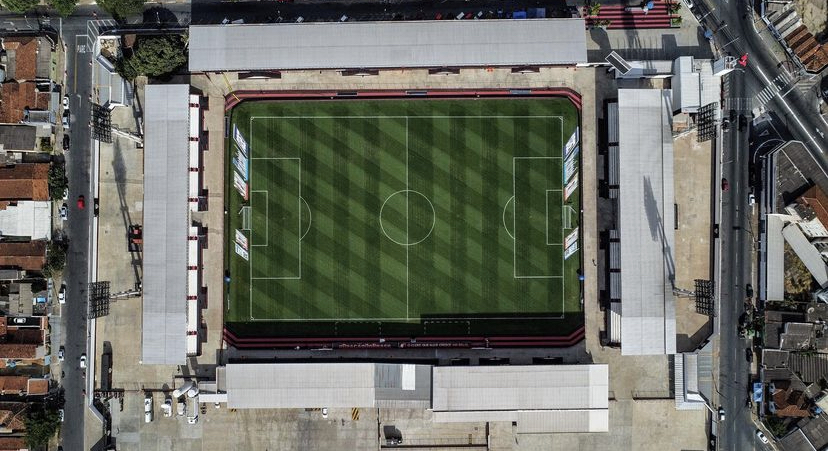 Jogadores da base do Atlético Goianiense são acusados de vandalismo; clube se pronuncia