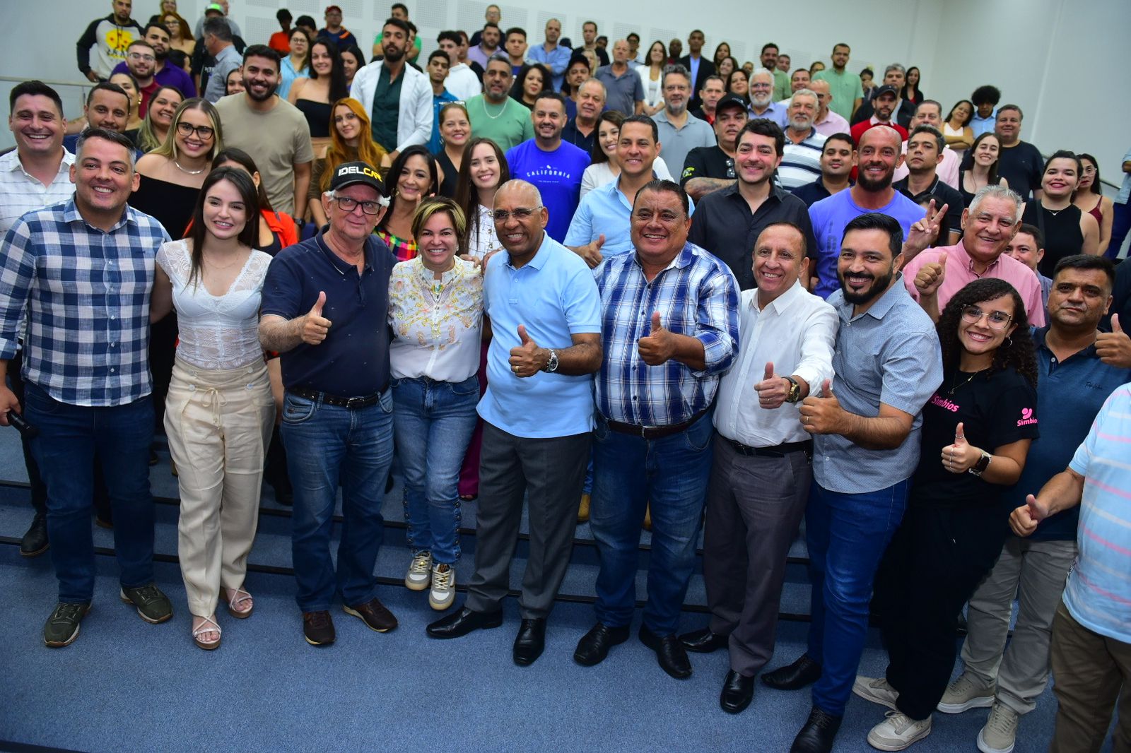 Em reunião com 150 lideranças, Rogério agradece apoio a projeto pré-eleitoral