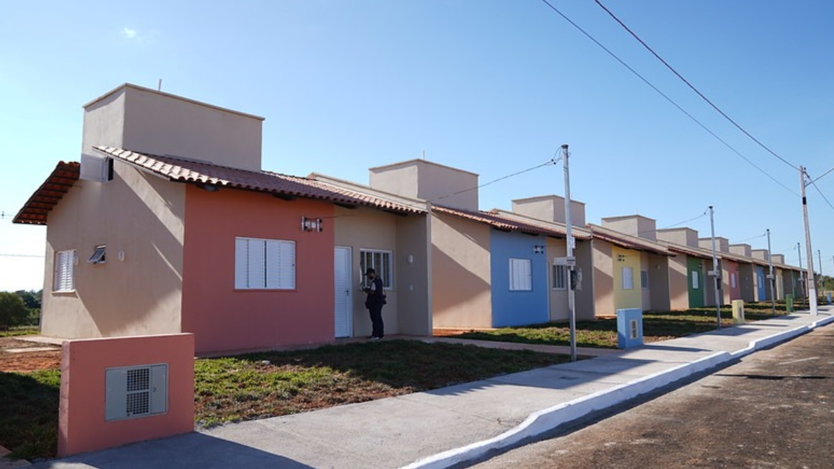 Casas a custo zero construídas pela Agehab (Foto: Divulgação)