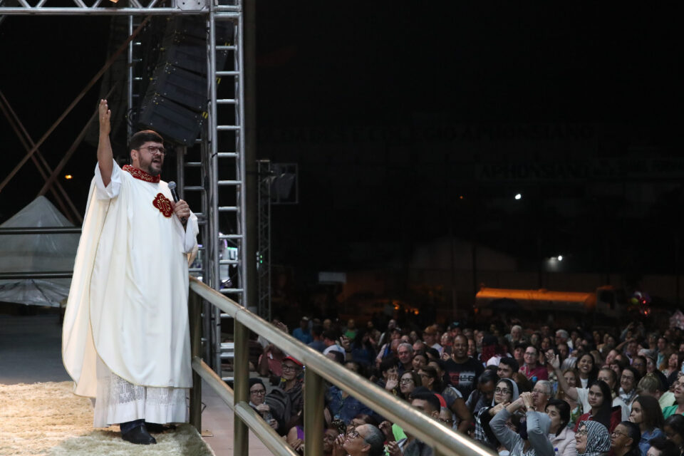 Padre Marco Aurélio aguarda grande público para a Romaria do Divino Pai Eterno 2024, em Trindade (Foto divulgação)