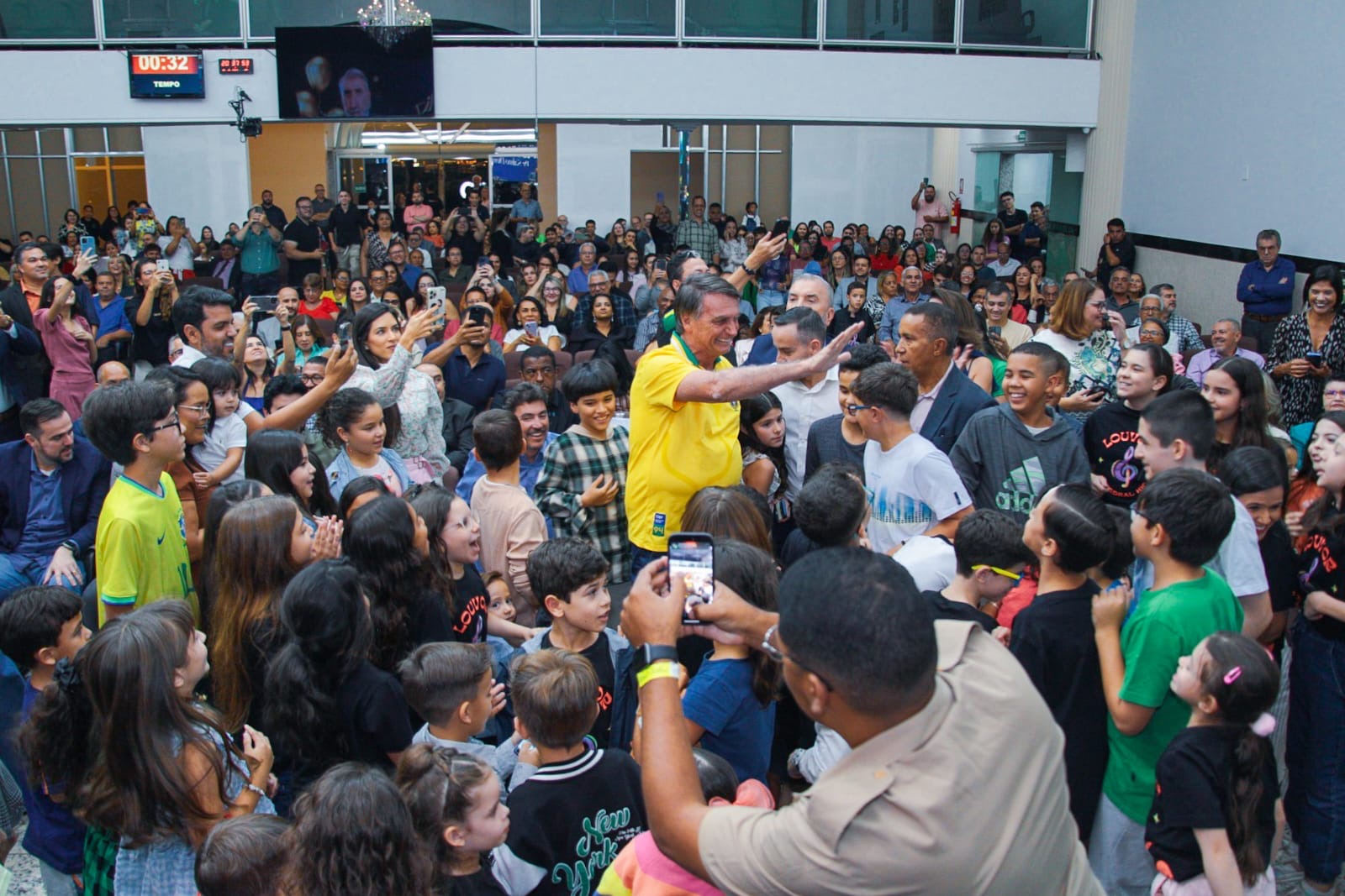 Bolsonaro cumpre último compromisso da agenda em Goiás 