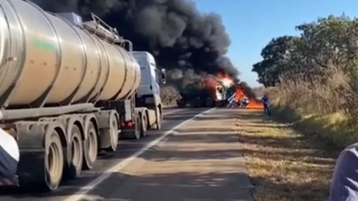 PRF confirma dois óbitos em acidente na BR-040, em Luziânia