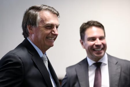 Bolsonaro e o aliado e ex-diretor da Abin, Alexandre Ramagem (Foto: divulgação/PR)