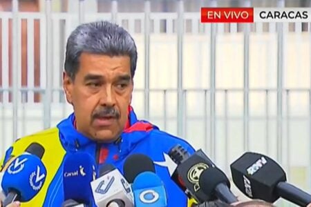 Eleições da Venezuela acontecem neste domingo e Maduro diz que vai respeitar árbitro eleitoral