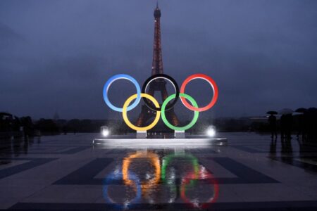 Símbolo dos Jogos Olímpicos em Paris