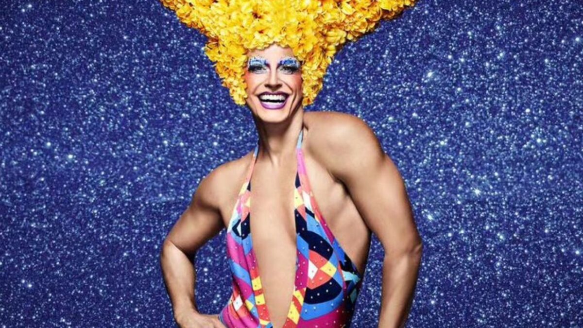 Reynaldo Gianecchini rebate críticas por interpretar drag queen no teatro