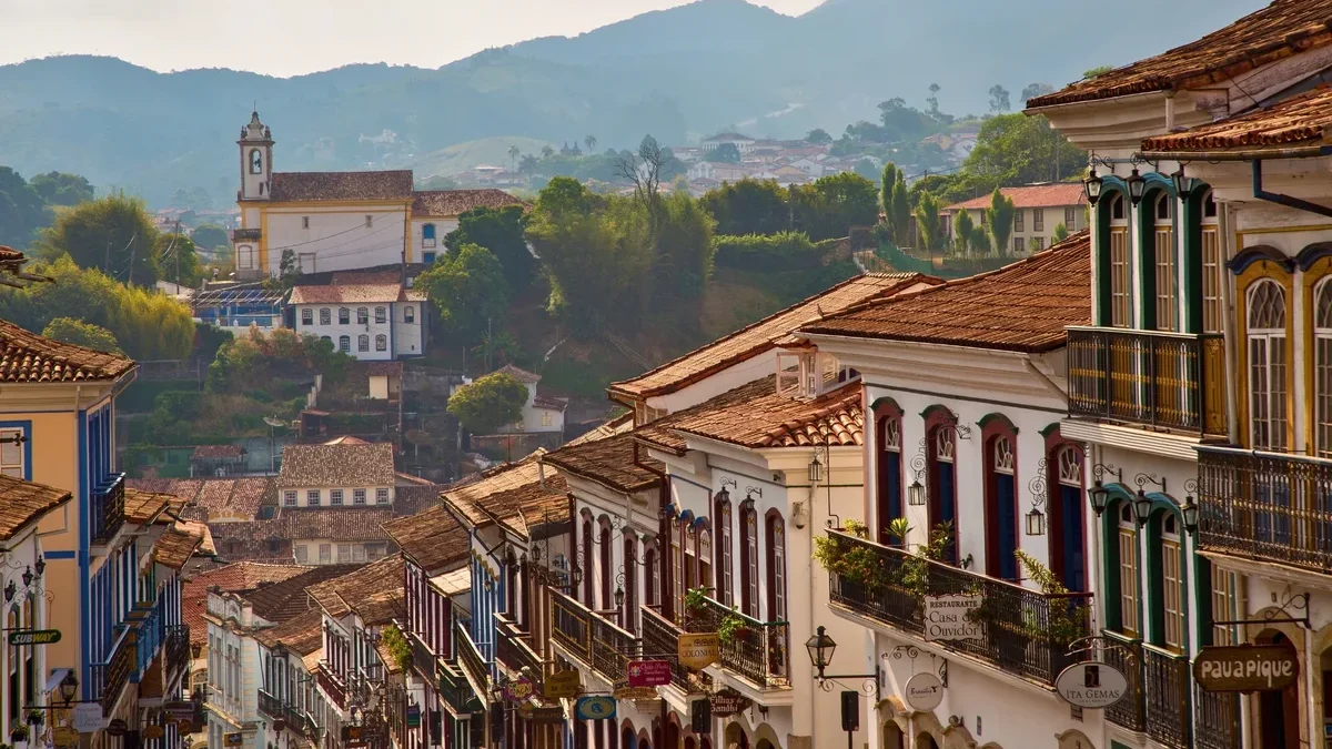 magem colorida mostra a cidade de Ouro Preto, em Minas Gerais