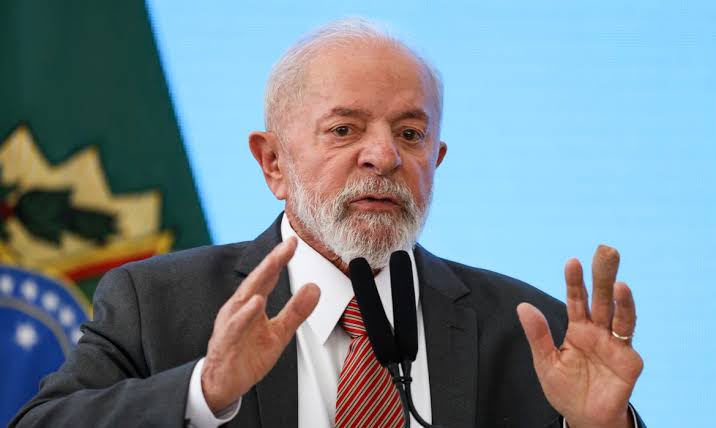 "Não vamos cortar o salário mínimo", reafirma Lula Em entrevista, presidente destacou os números atuais da economia