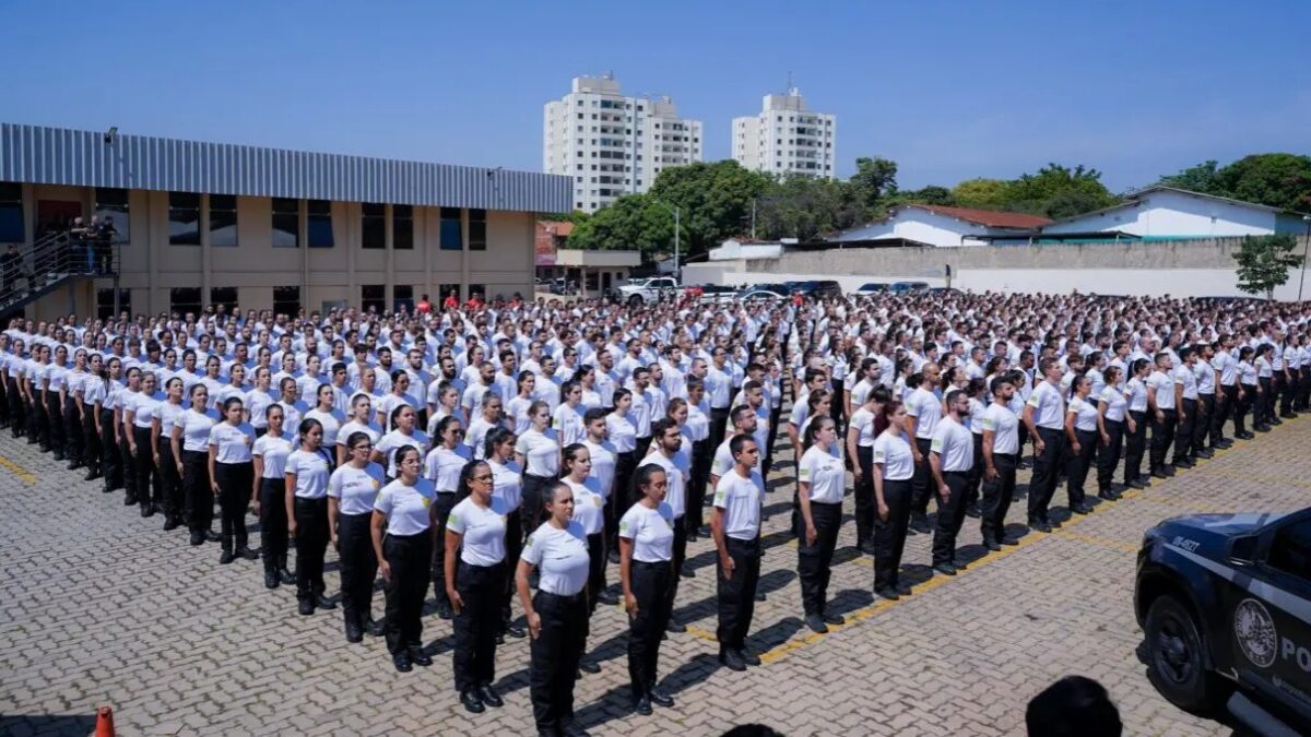 Mais de 500 policiais civis são promovidos em Goiás Quadro da Polícia Técnico-Científica também foi reforçado