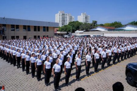Mais de 500 policiais civis são promovidos em Goiás Quadro da Polícia Técnico-Científica também foi reforçado