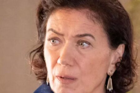 Criminoso se declara fã de Lilia Cabral após tentar dar golpe na atriz Atriz se surpreende com pedido do homem de enviar um áudio