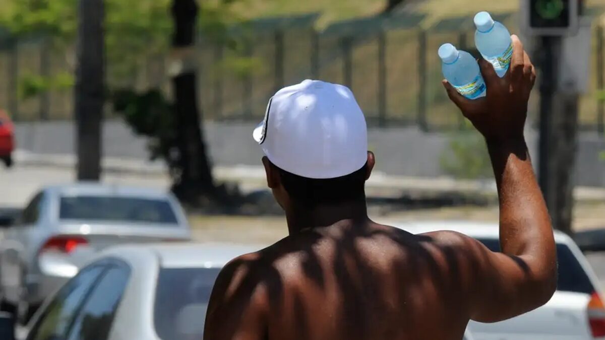 Informalidade cai em Goiás do primeiro para o segundo trimestre de 2024