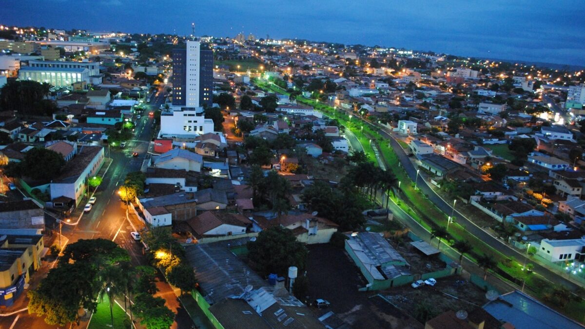 Avião que caiu em Vinhedo levou passageiros de Rio Verde para São Paulo, na quinta