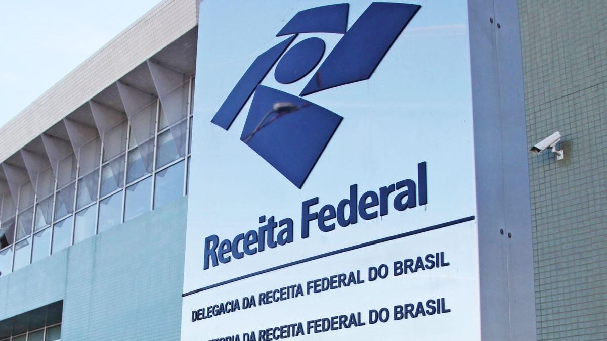 Receita fecha primeiro lote de restituição do IR no dia 9, e consulta sai em 23 de maio
