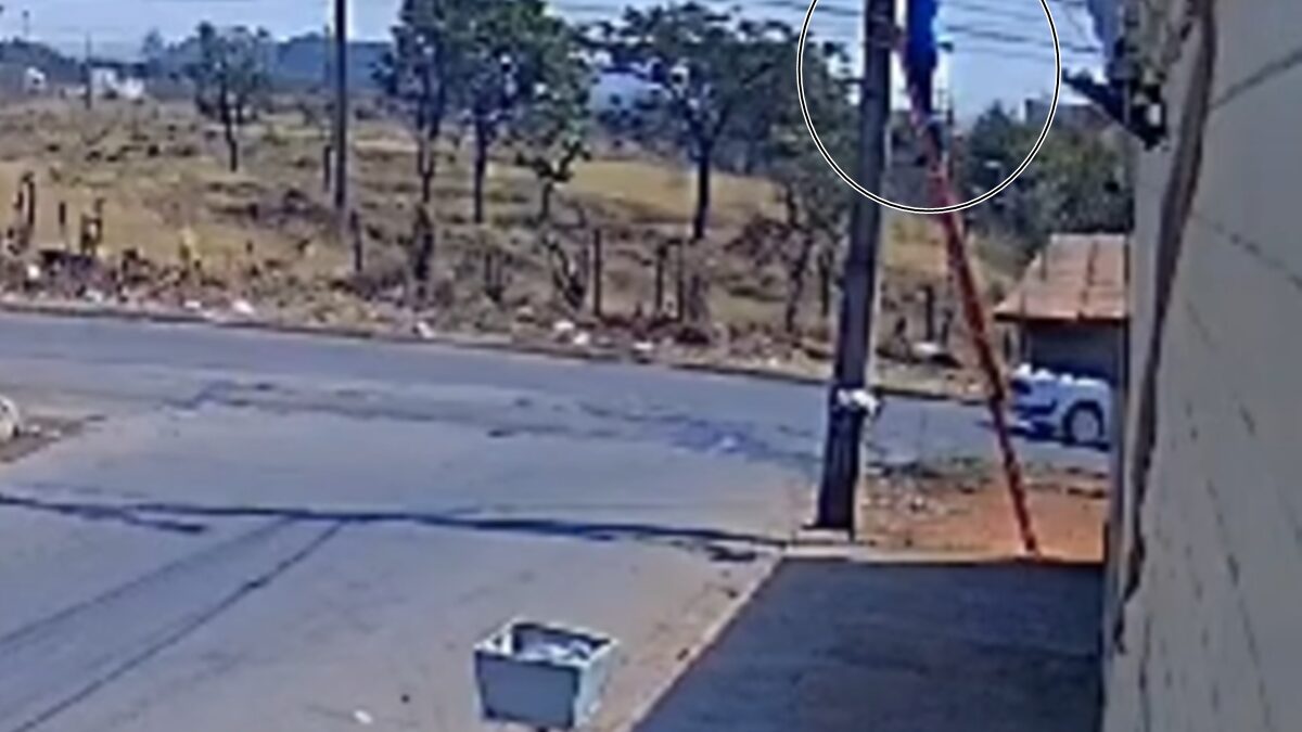 Presos instaladores de internet suspeitos de furtarem fios durante o trabalho, em Goiânia