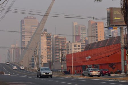 Fumaça em Goiânia (Foto: Jucimar de Sousa)