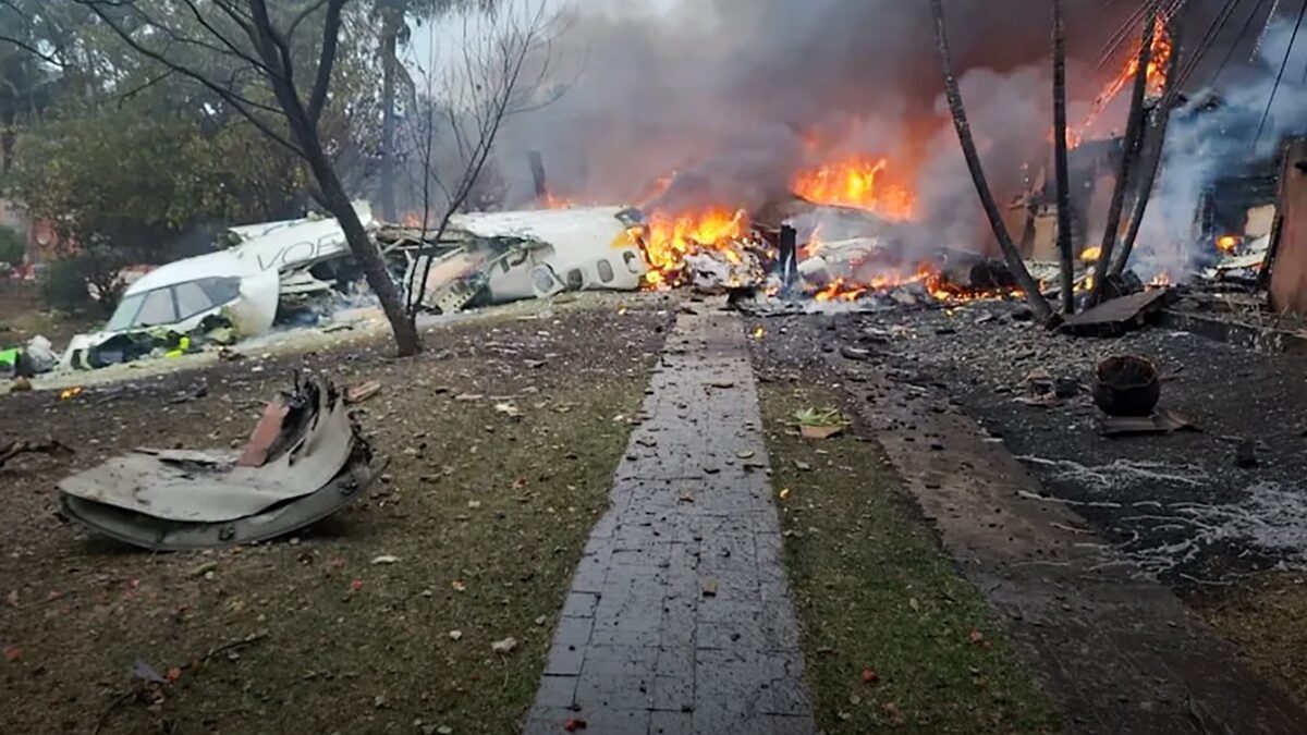 Avião que caiu em Vinhedo (SP) estava com manutenções em dia, diz Cenipa