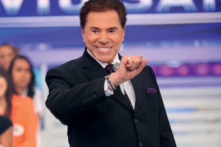 Silvio Santos segue internado e faz tratamento com antibióticos