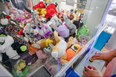 Fraude dos bichinhos de pelúcia: garras ficavam frouxas (Foto: Divulgação)