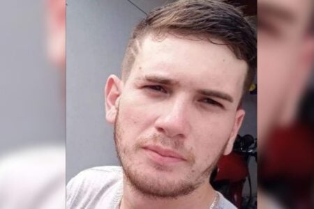 Homem morre após acidente entre duas motocicletas em Caldas Novas Condutores das motos trafegavam em sentido oposto quando colidiram