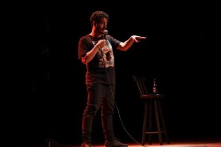 Stand up: Rodrigo Marques se apresenta em Goiânia