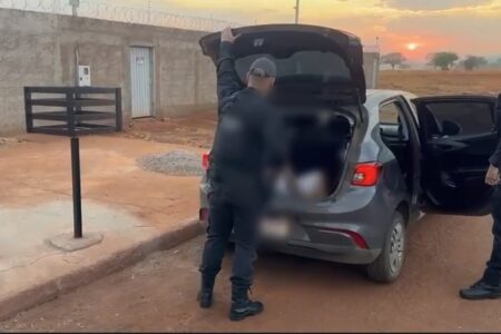 Homem é preso por filmar e divulgar agressão a jovem por dívida de drogas Caso foi investigado pela Delegacia de Goianira