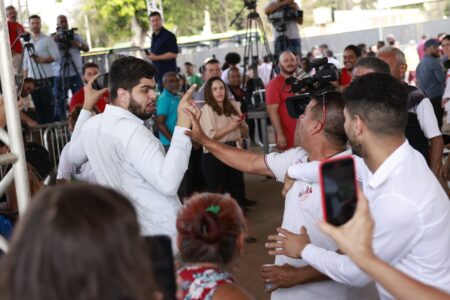 Candidato a vereador e membro do MBL é expulso de evento de Lula em Goiânia