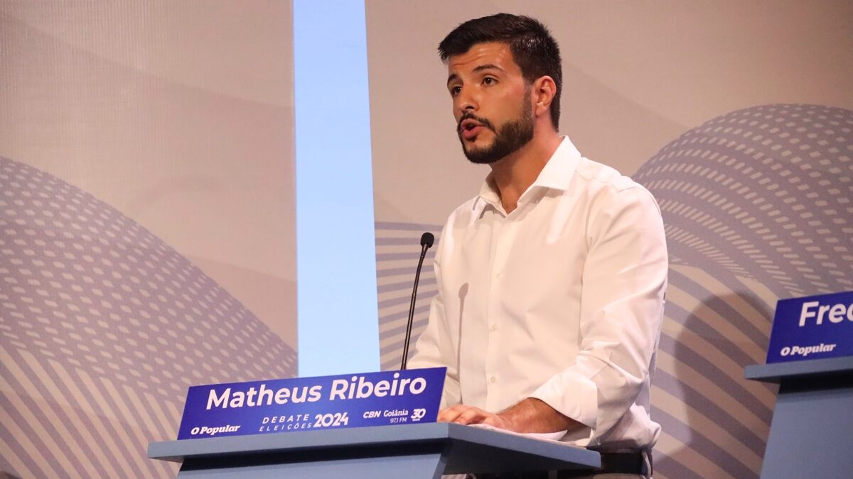 Matheus apresenta programa de assistência integral à Primeira Infância