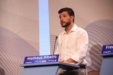 Matheus apresenta programa de assistência integral à Primeira Infância