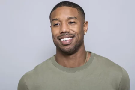 Michael B. Jordan está alinhando seu segundo longa como diretor após comandar o sucesso "Creed III". Jordan vai dirigir e estrelar "The Thomas Crown Affair" para o Amazon MGM Studios, confirmou o The Hollywood Reporter.