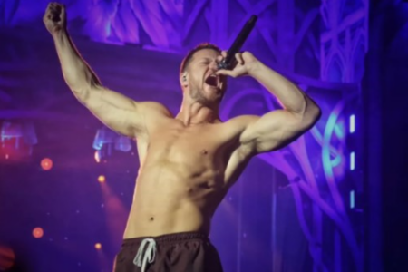 Dan Reynolds, vocalista do Imagine Dragons (Foto: Reprodução)
