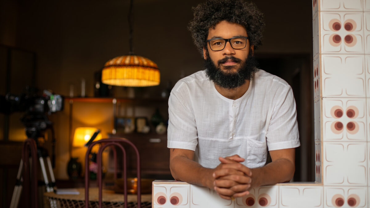 A Netflix também anunciou para o público o começo da produção do filme "Vicentina Pede Desculpas", dirigido e escrito pelo expoente Gabriel Martins, do aclamado "Marte Um".