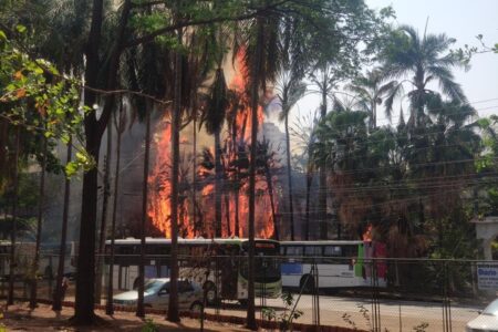 Incêndio atinge antiga sede do Diário da Manhã