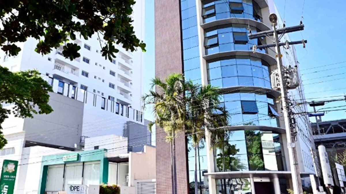 DPE-GO garante bloqueio de recursos de empresa suspeita de pirâmide financeira em Goiás empresa utilizava celebridades em suas campanhas