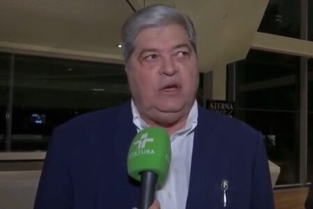 Datena diz que não se arrepende de cadeirada em Pablo Marçal Apresentador disse que pretende manter candidatura até o fim