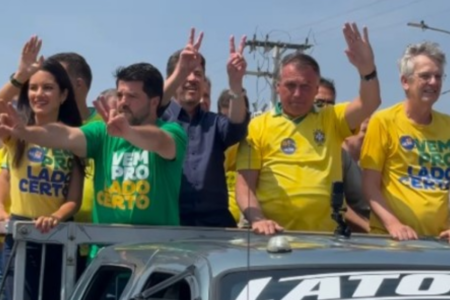 "Amigo que pode orgulhar vocês", diz Bolsonaro em carreata de Márcio Correa em Anápolis