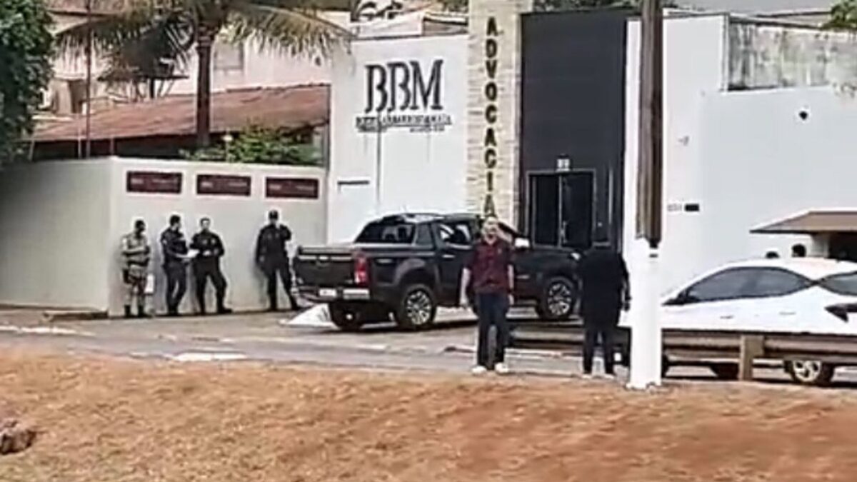 Homem é executado na porta de escritório de advocacia em Rio Verde
