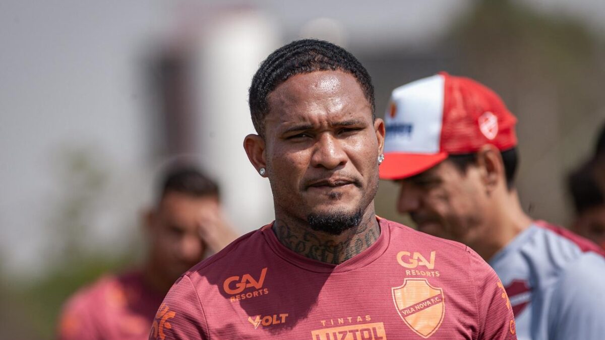 Eric Davis vem lidando com dores no joelho e não vai se apresentar à Seleção do Panamá. Foto: Roberto Correa - VNFC
