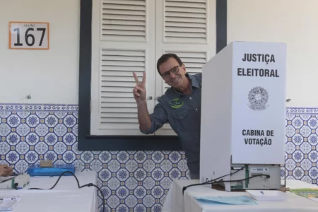 Eduardo Paes é eleito no Rio de Janeiro (Foto: reprodução)