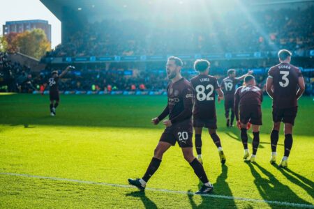 Bernardo Silva comemorando gol pelo Manchester City