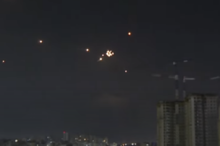 Mísseis disparados pelo Irã contra Israel (Foto: Reprodução)