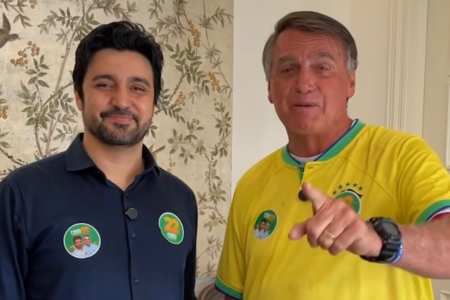 Bolsonaro ao lado de Fred Rodrigues, candidato à Prefeitura de Goiânia. Foto (Reprodução)